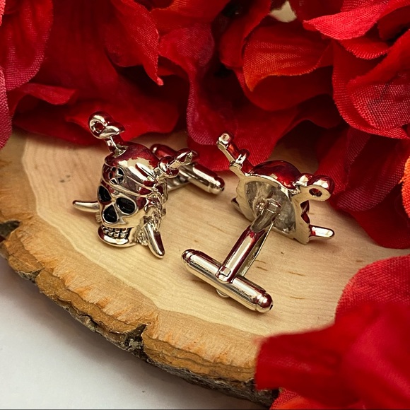 Silver Pirate Skull Cufflinks with Swords - Picture 10 of 16